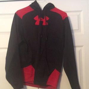 Under armour sweatshirt